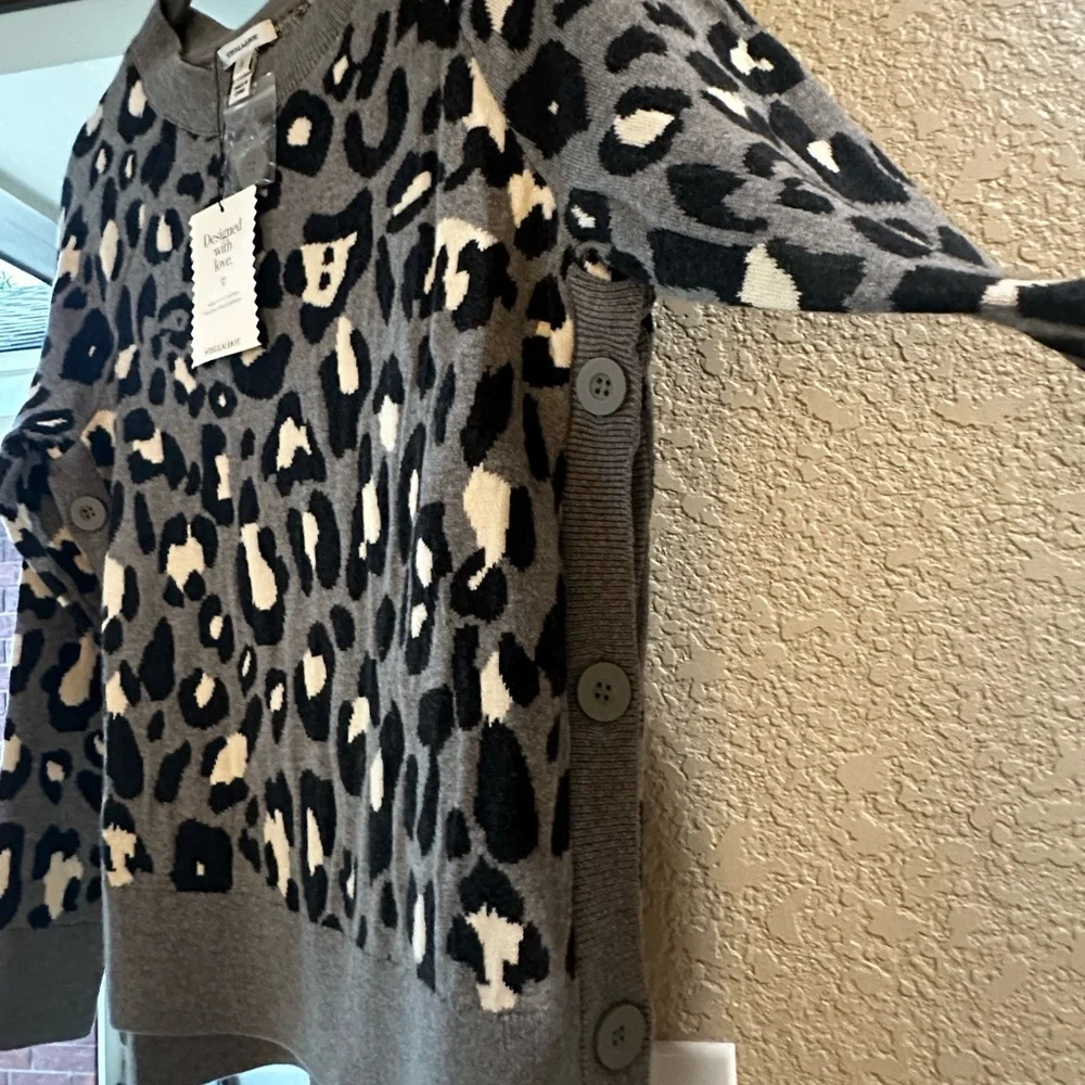 Stella and Dot Leopard Print Sweater - Picture 4 of 5